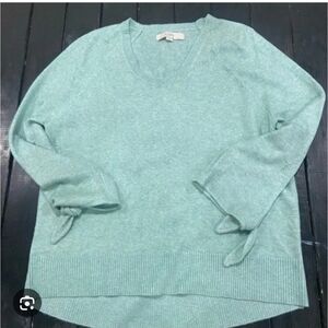 LOFT Women's Light Green Crew Neck Sweater